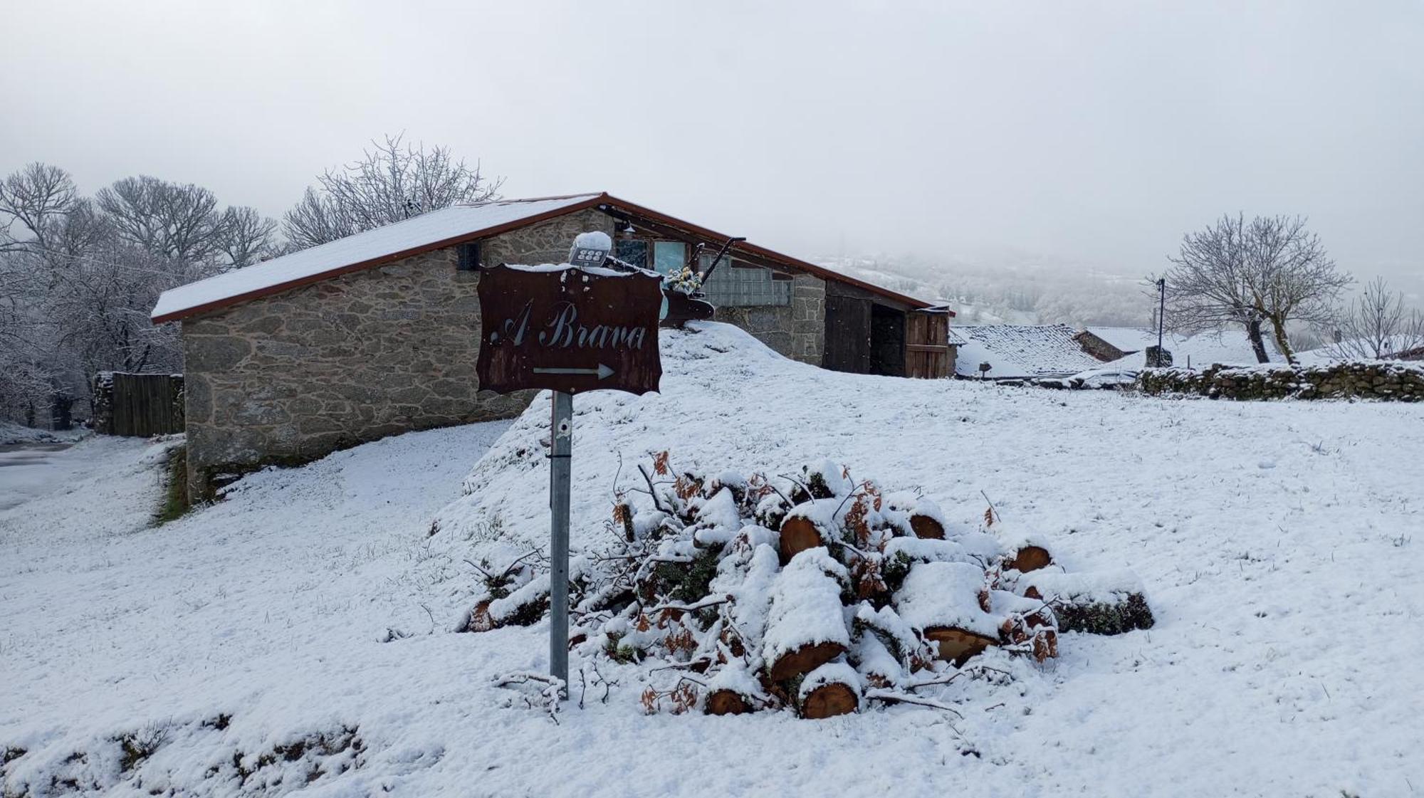 A Brava Vila Sas de Penelas Exterior foto